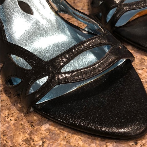 Donated 9/13/25. Exchange by Charles David Heels with Flaws 7.5 - Picture 2 of 16